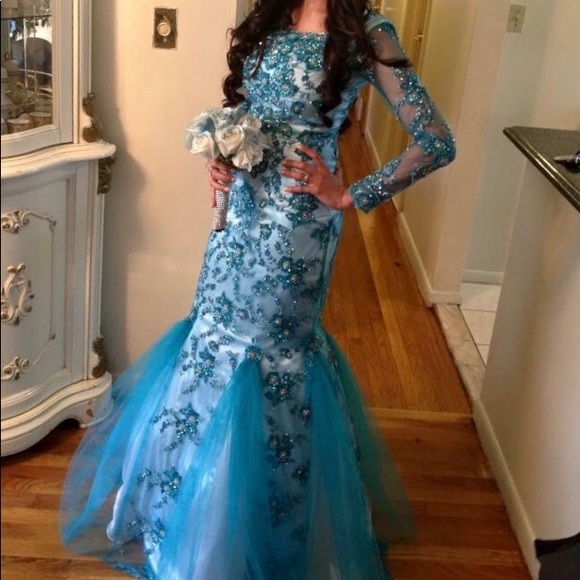 Custom dresses. - Picture 2 of 2